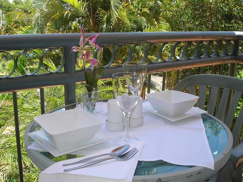 Coolamon Holiday Apartments Gold Coast 3*,  Australia