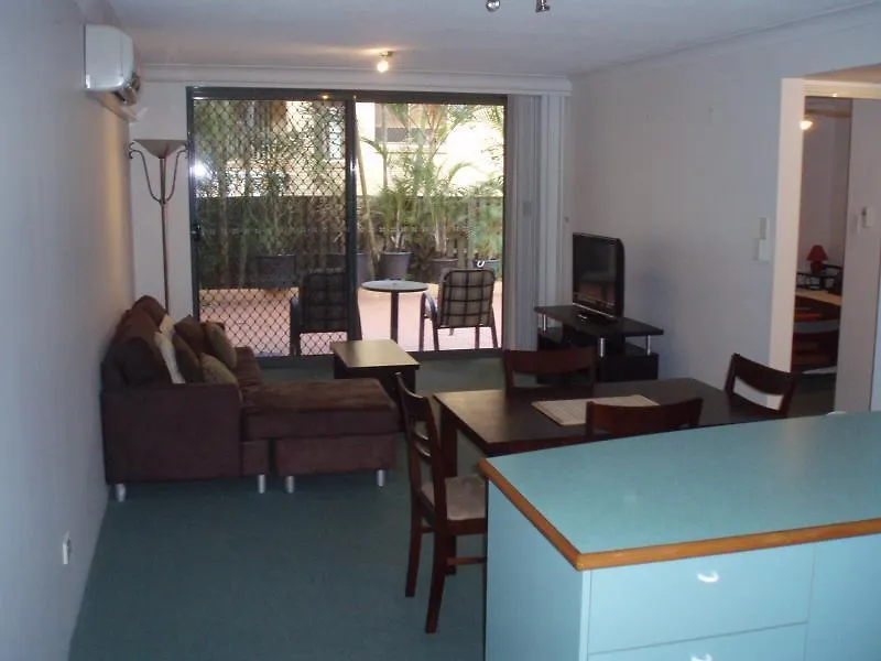 Coolamon Holiday Apartments Gold Coast