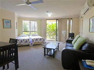 Coolamon Holiday Apartments ゴールドコースト 3*,